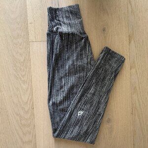 P'tula Peak Legging 26" Size S *Grey*